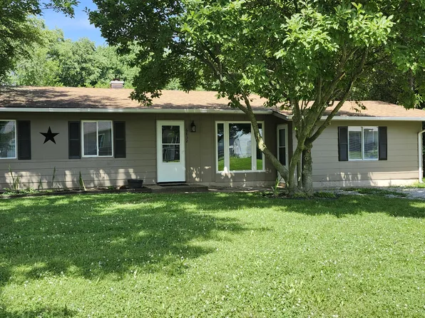 6832 N Sprucewood St, Terre Haute, IN 47805