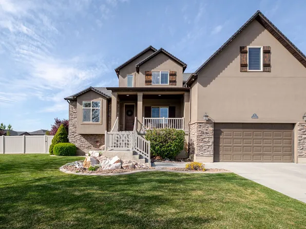 2692 W 2325 N, Farr West, UT 84404