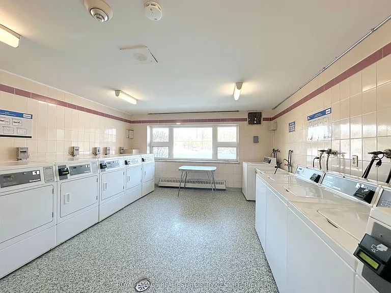 32 Carluke Cres #201 — Photo 13