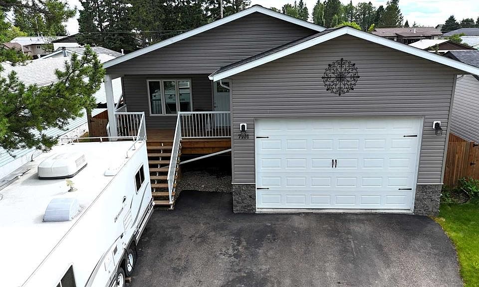 1st image of 7101 N Glenwood Dr