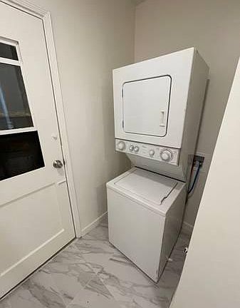 4th image of 450 N Gardner St #450.5
