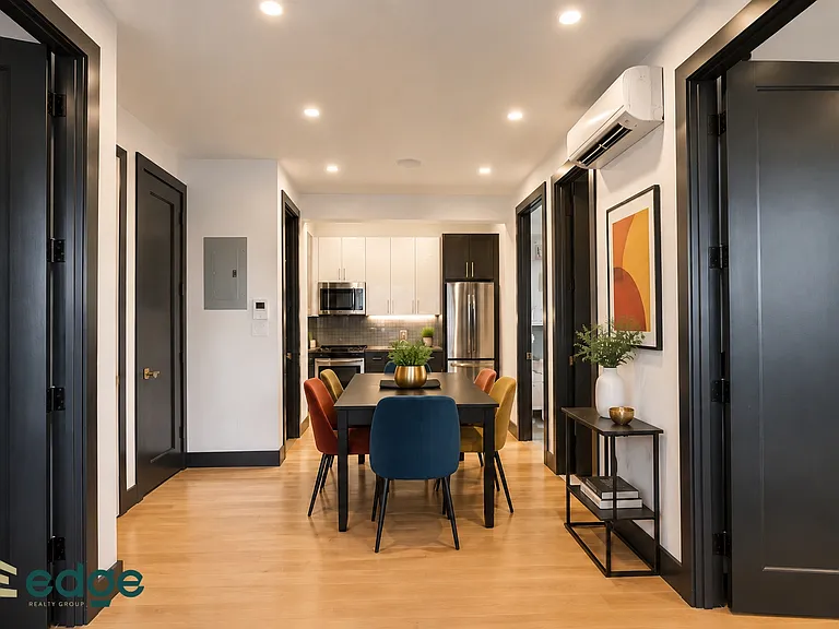 561 4th Ave #3B — Photo 2