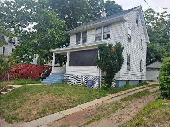 126 Jones Ave, New Brunswick, NJ 08901