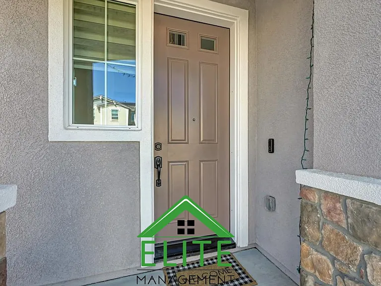 6024 Meru Way — Photo 3