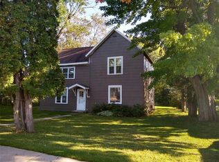 210 5th Ave APT 2, Shell Lake, WI 54871