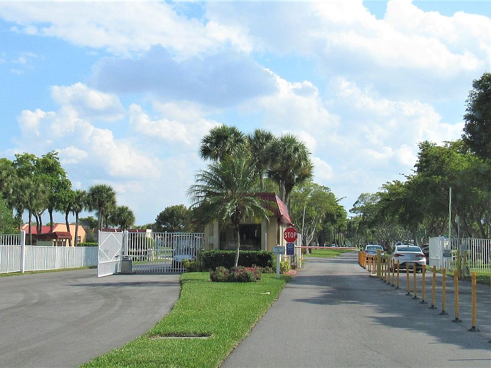 1st image of 104 Lake Helen Drive