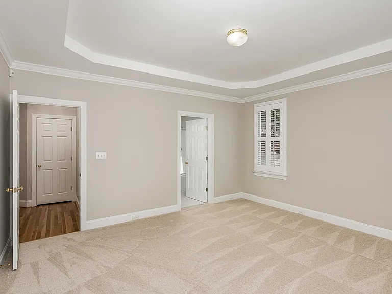 612 Hardimont Rd — Photo 11