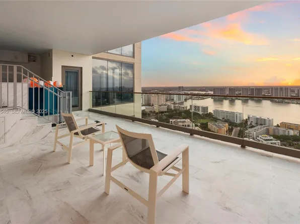 17901 Collins Ave #3406, North Miami Beach, FL 33160