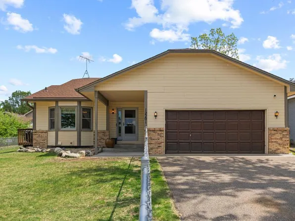 12201 Olive St NW, Coon Rapids, MN 55448