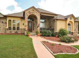 230 Sam Houston Dr, Bastrop, TX 78602