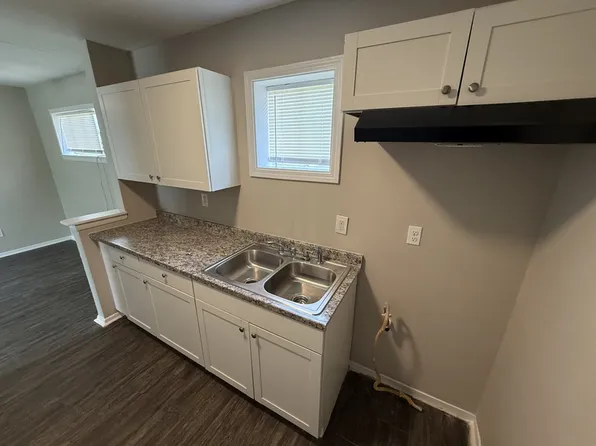 2086 Hubert Ave APT 5, Memphis, TN 38108