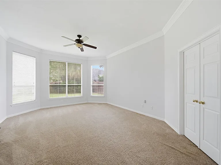 5531 Cranston Ct — Photo 18