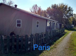 408 E Van Buren St, Paris, IL 61944