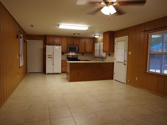 3rd image of 411 W Terrace Dr #1