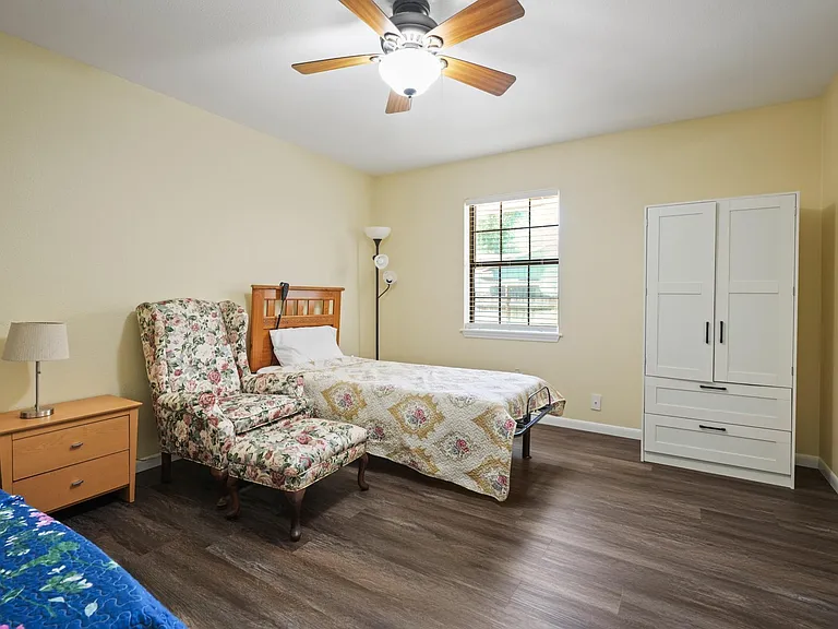 1218 S Johnson St — Photo 18