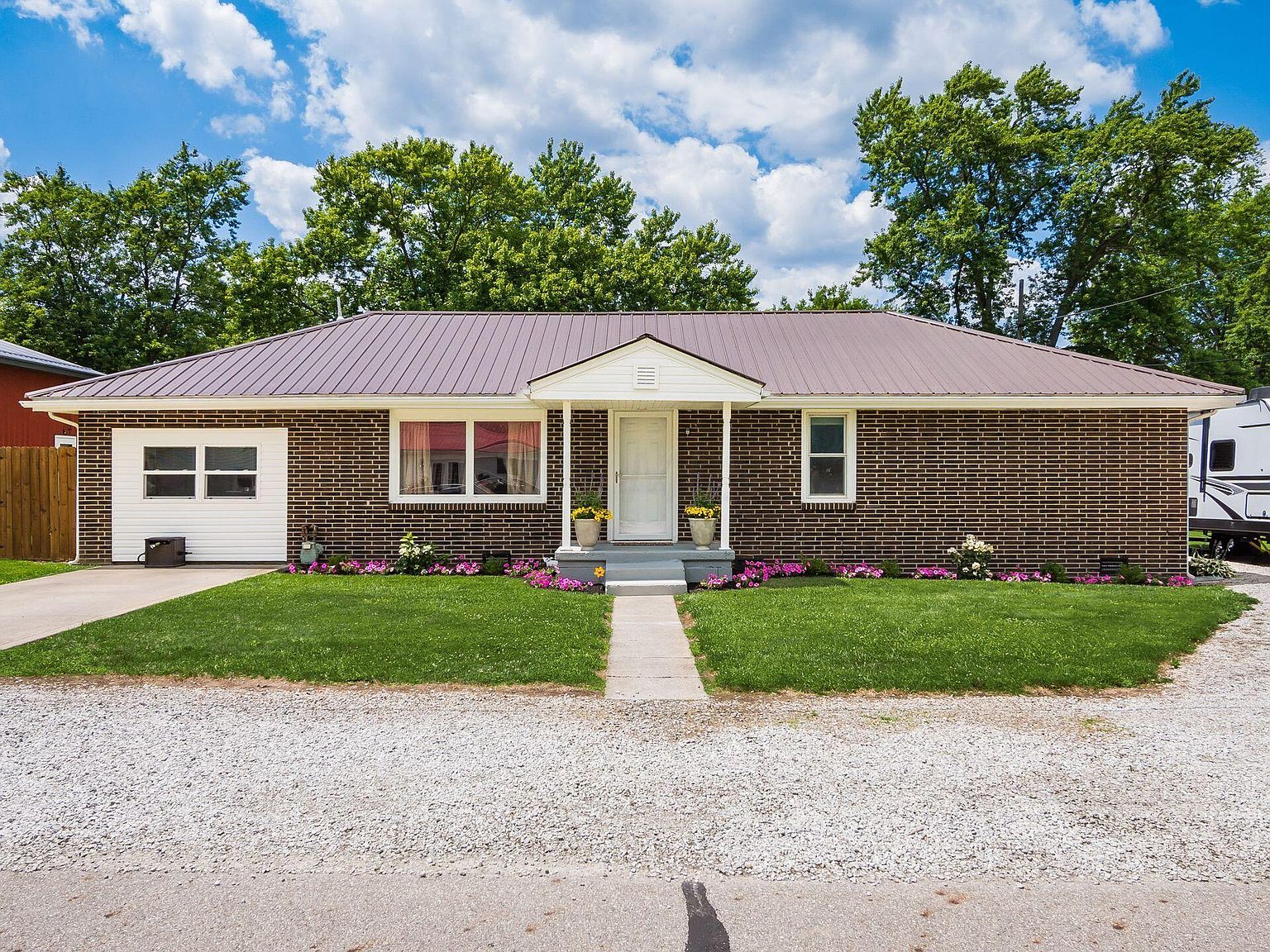 15720 Florence Ave, Mount Sterling, OH 43143 MLS 223021530 Zillow