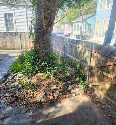 4th image of 1242 Elysian Fields Ave