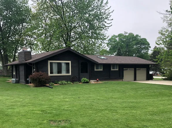 830 S Grove St, Kewanee, IL 61443