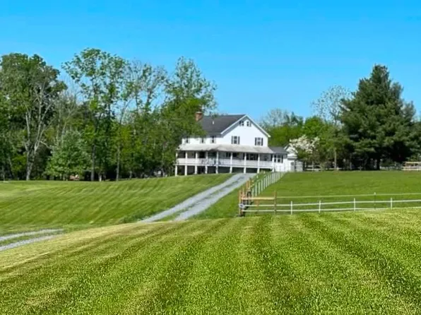 341 Schwartz Rd, Gettysburg, PA 17325