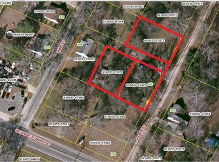 303 4th St, Laurinburg, NC 28352