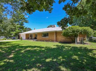 908 N Main Ave, Bolivar, MO 65613