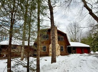 992 Old Stage Rd, Albrightsville, PA 18210