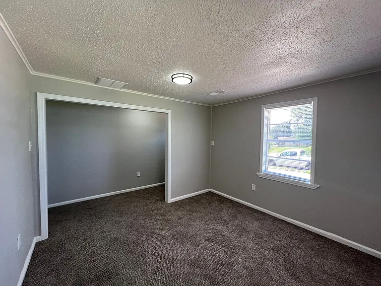 1802 Blair Hunt Dr — Photo 7