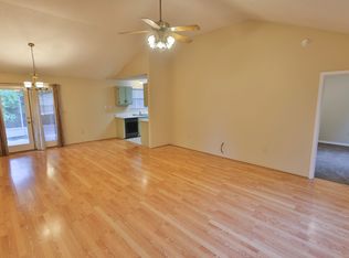 213 Pinoak Ct W, Crestview, FL 32539
