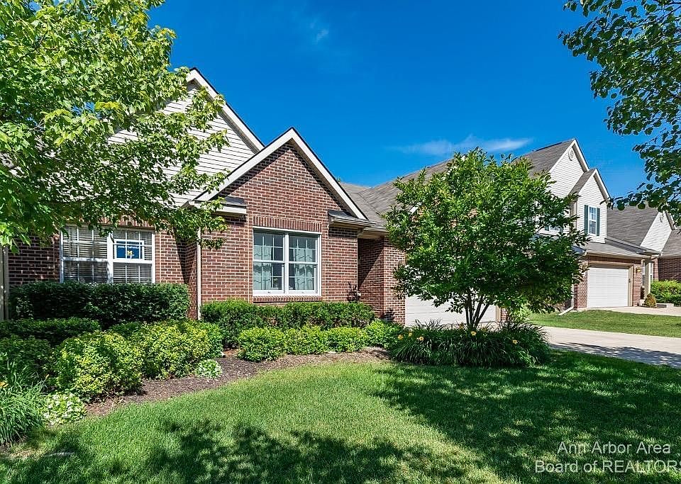 1st image of 6192 Boyne Dr #9