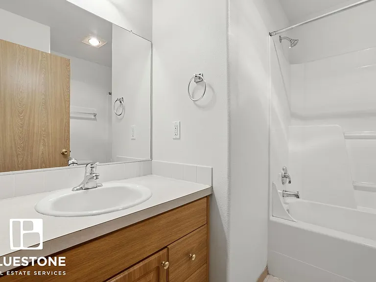 Dalton Park Apartments — Photo 42