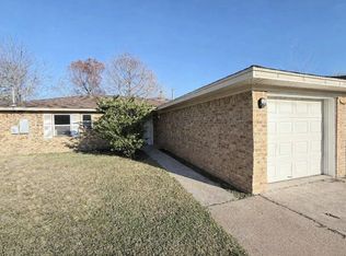 214 S Texas St, Texas City, TX 77591