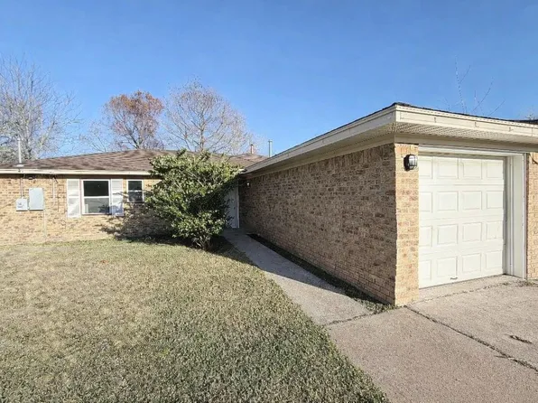 214 S Texas St, Texas City, TX 77591