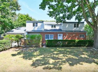 109 Rosemary Ln, Centereach, NY 11720