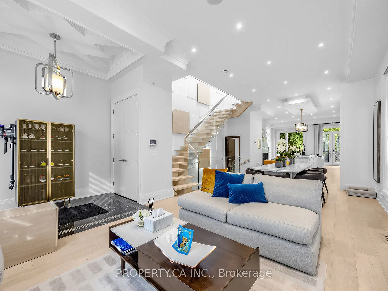 4 bed, $8,500 — Photo 3