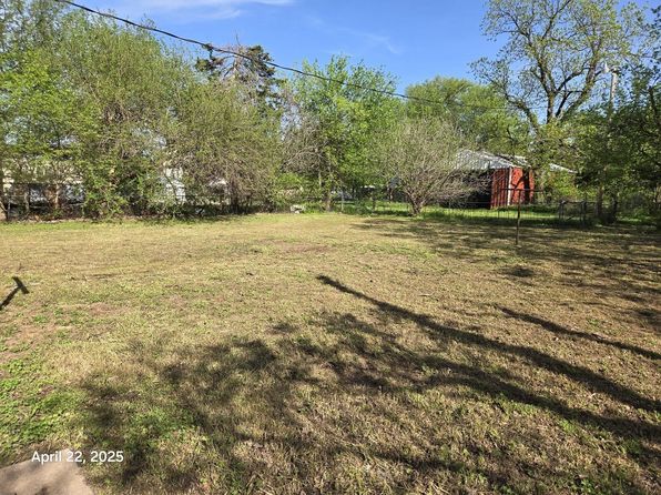 218 E Kiowa St, Hunter, OK 74640