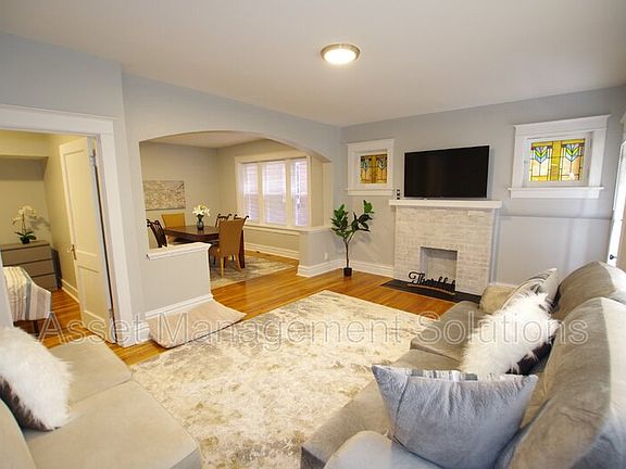 4th image of 6034 S Kingshighway Blvd #1F
