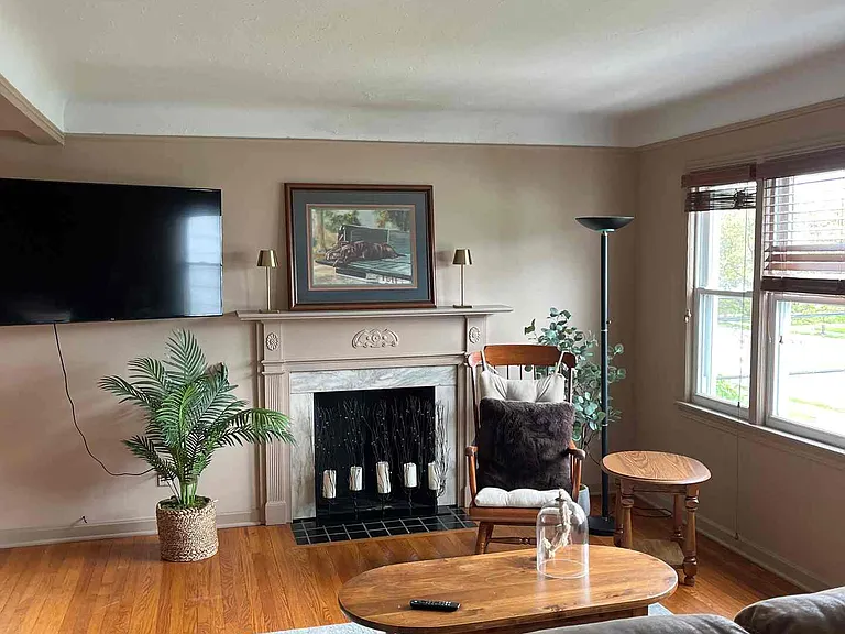 2303 Warrensville Center Rd #UP — Photo 3