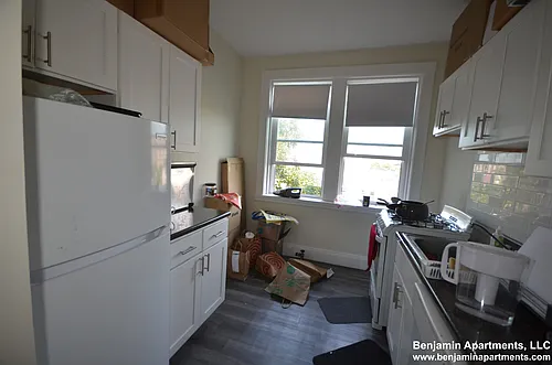 1687 Commonwealth Ave #27 Photo 1