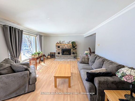 5th image of 161 McFadden Rd