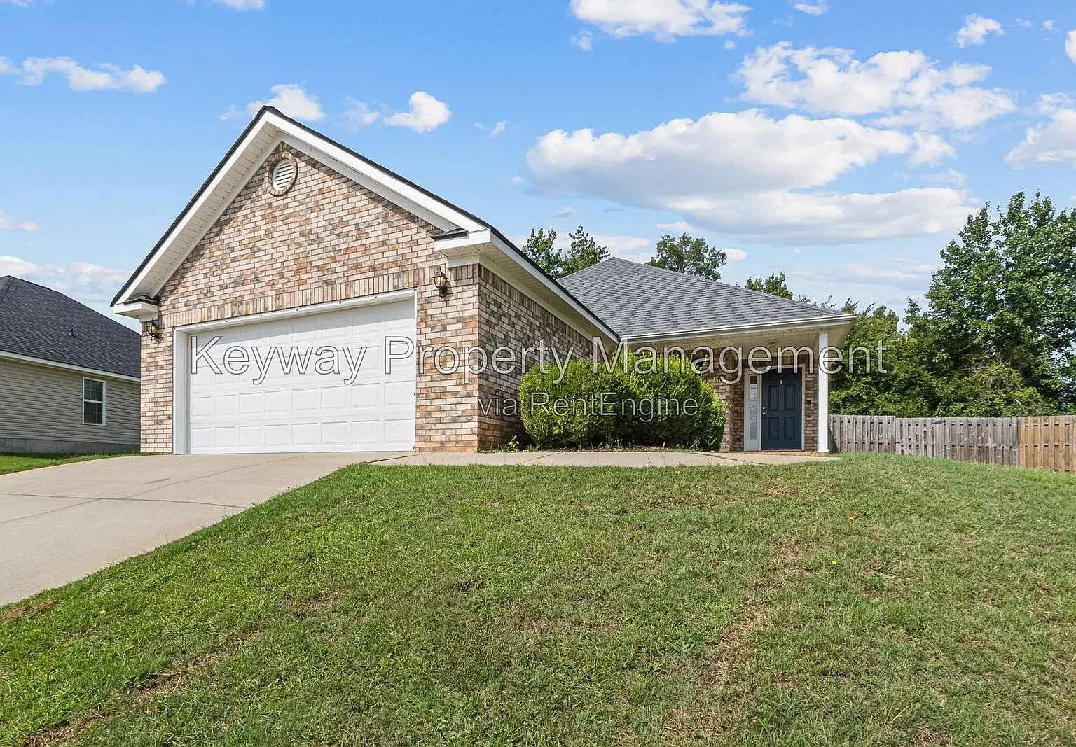 3 bed, 2.0 bath, 1620 sqft, $1,785 — Photo 1