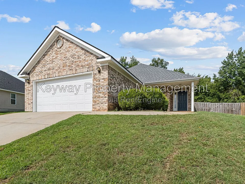 749 Michelle Ct