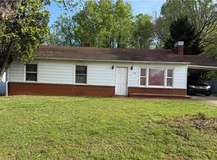 108 Osborne St, Jonesville, NC 28642