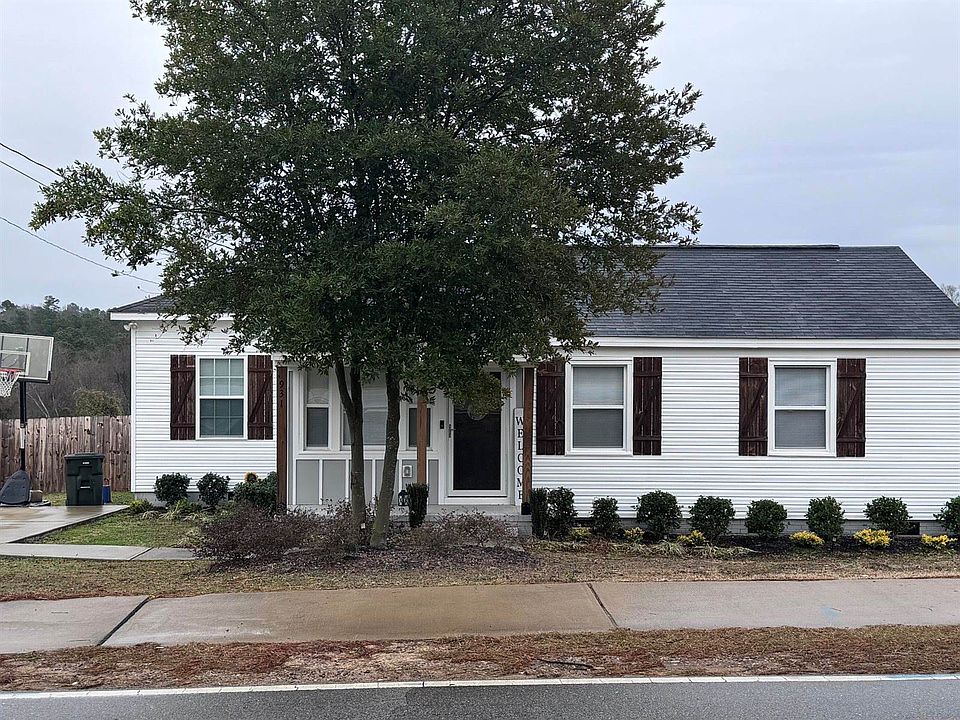 1st image of 931 Old Edgefield Rd