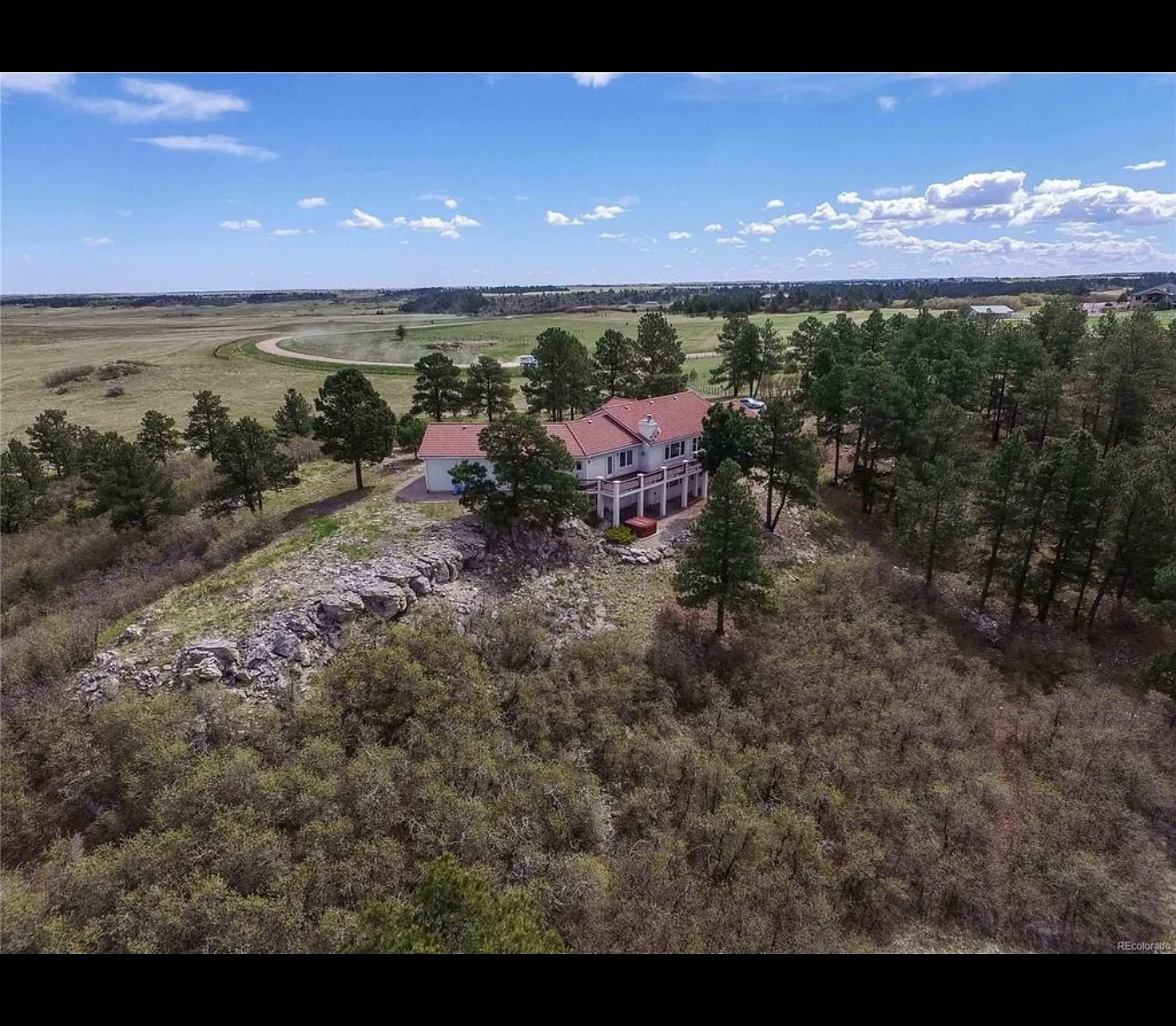 5 bed, 4734 sqft, $6,000 — Photo 4