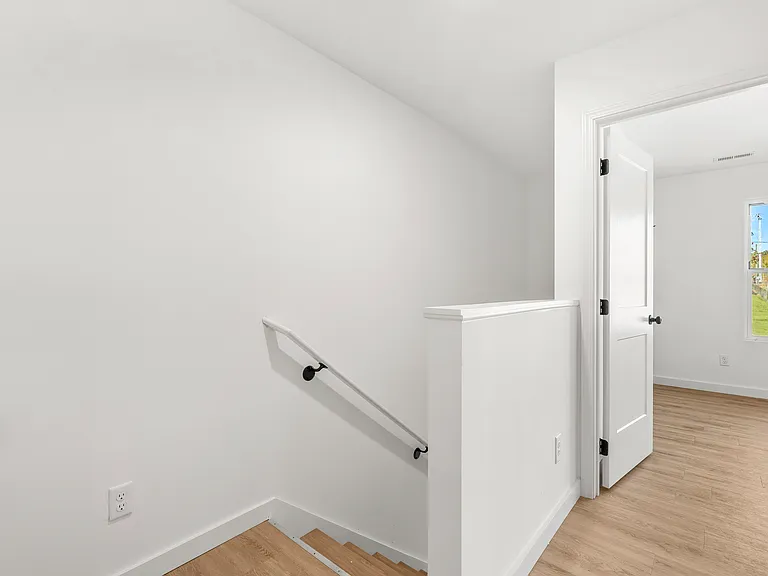 2201 Keith Ave #1 — Photo 7