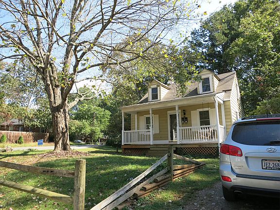 2nd image of 11 Mobile Ln #A