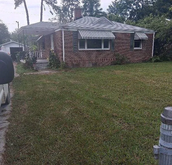 121 Brookland Cir — Photo 1