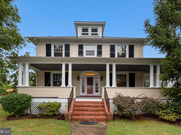 1305 Frederick Rd, Catonsville, MD 21228