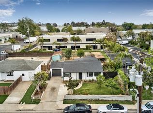1033 W 18th St, Costa Mesa, CA 92627