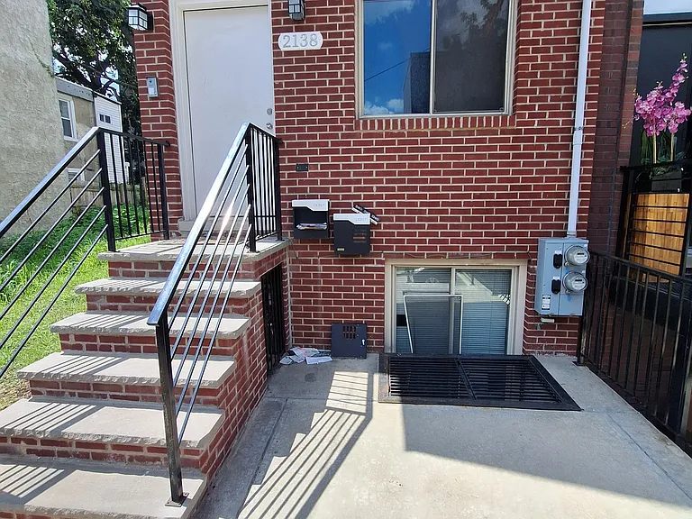 2138 N Franklin St #1 — Photo 14
